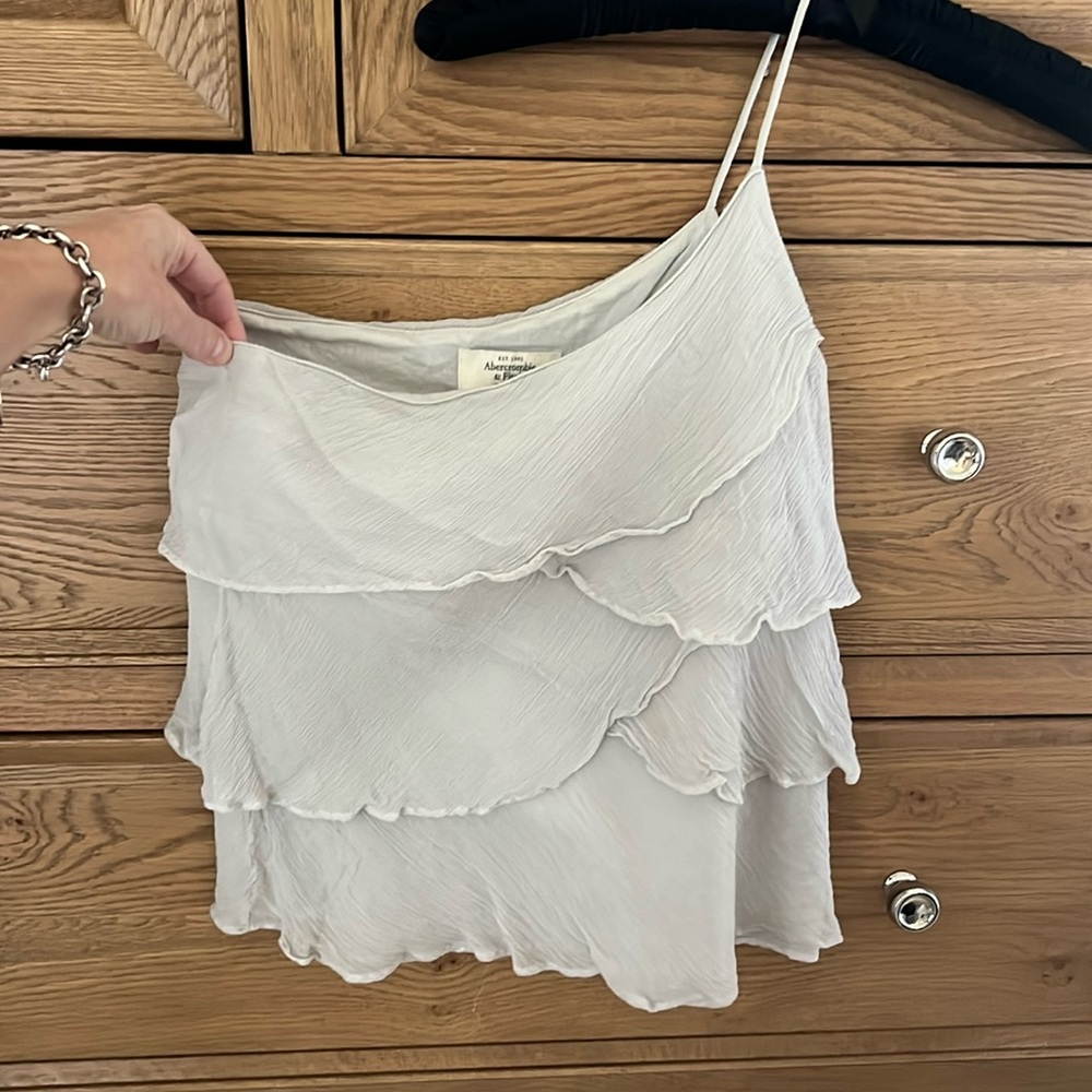 100% silk body 100% shell one-shoulder tank